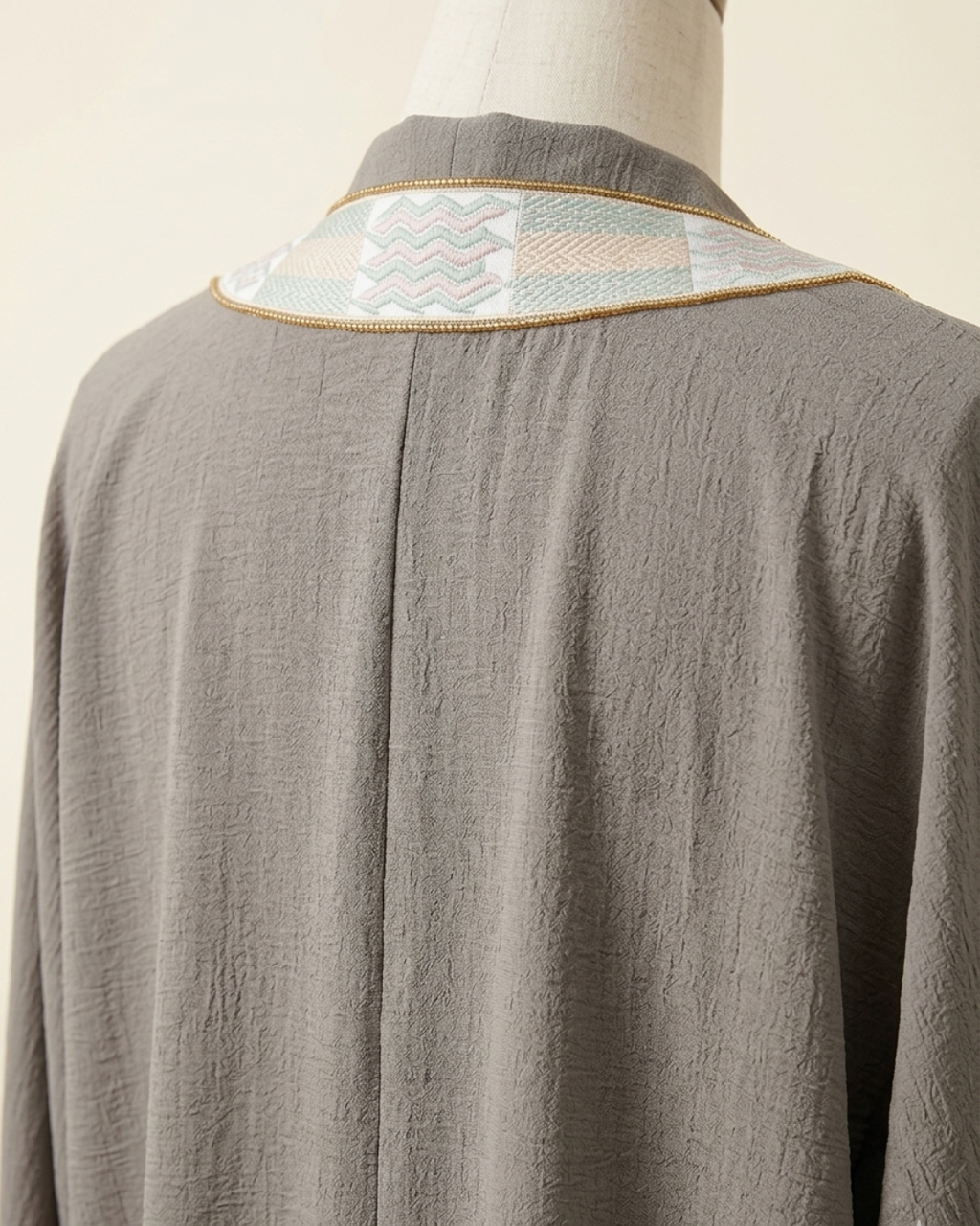 Desert Prism Abaya